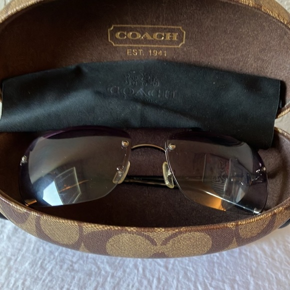 Coach: Black Bleeker (S322) Sunglasses- Case & Cleaning Cloth- lenses have marks - Picture 16 of 16